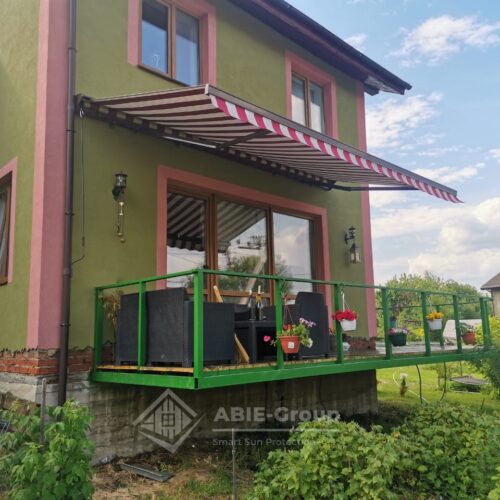 Фотографии выполненных работ компании «ABIE-GROUP» полукассетной маркизы GS-660. г.Истра, Московской обл.